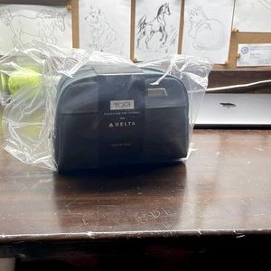 Tumi By Delta Toiletry Pouch